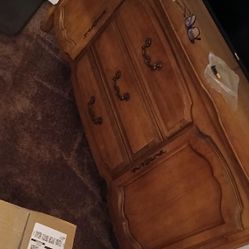 China Closet And Server Seperate