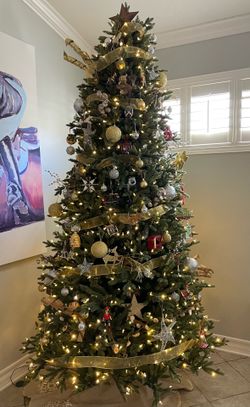 9 foot prelit Xmas treee