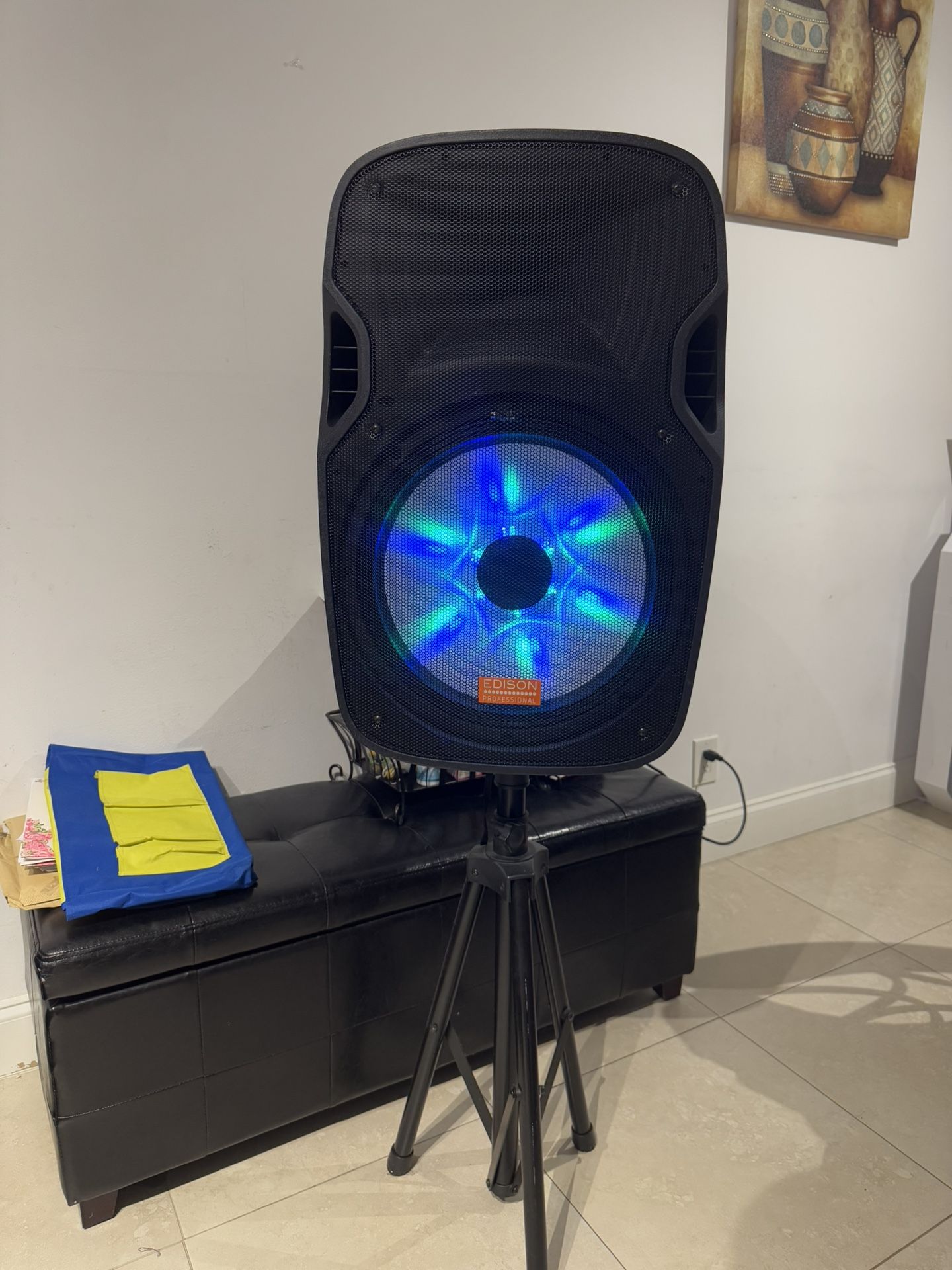 Edison Speaker