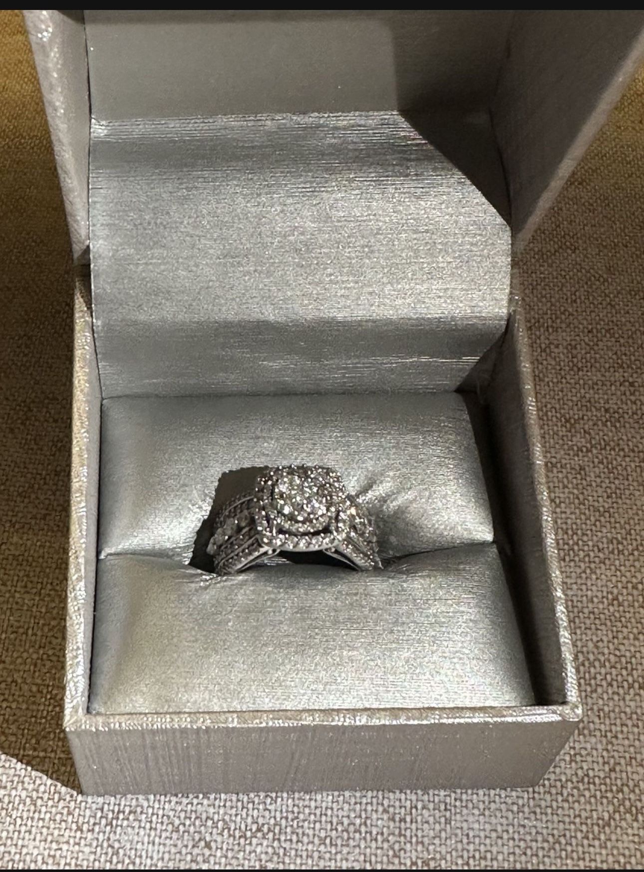 10K White Gold Diamond Cluster Engagement Ring