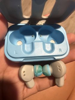 Skull Candy Earbuds