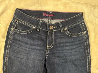 Women Wrangler Jeans