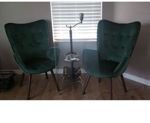 2 green chairs