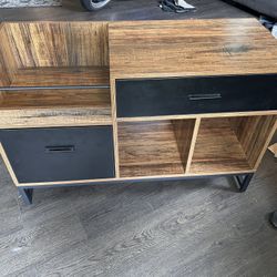 Filing cabinet With drawers