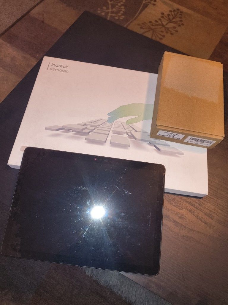 New Microsoft Surface Go 3 10.5" Touchscreen Tablet Intel Pentium Gold 6500Y 4GB 64GB Windows 11 WiFi Matte Black