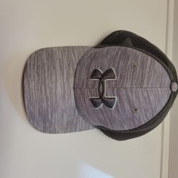 Under Armour golf hat