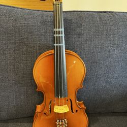C Becker 4/4 Violin With Bow And Hard Case 