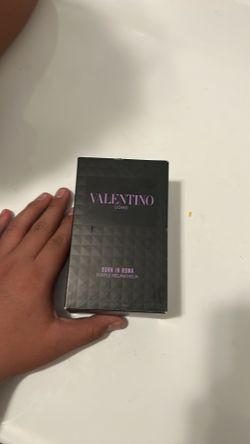 Valentino cologne