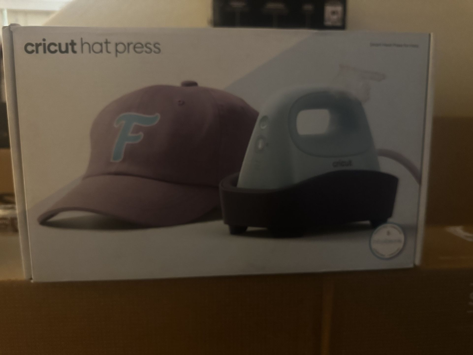 Cricut  Hat press