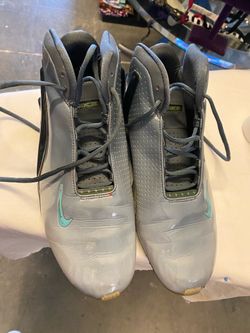 Nike Flight Football Cleats Shoes Gray Men’s US 12 Medium (D/M)