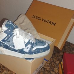Louis Vuitton Sneakers