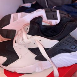 Nike Huarache Run Black/white