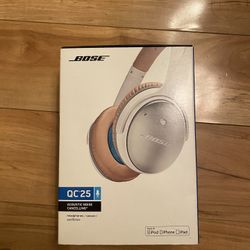Bose QC25 Noise Canceling Wired Headphones