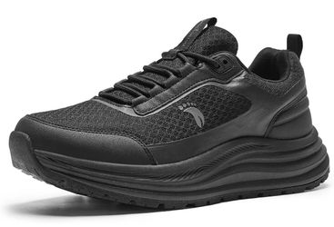 Trail running shoes