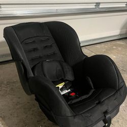 CAR SEAT NEW 