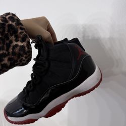 Jordan 11s 