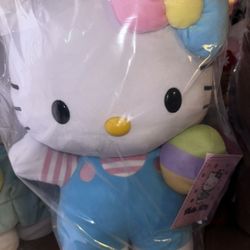 Hello Kitty Easter Greeter