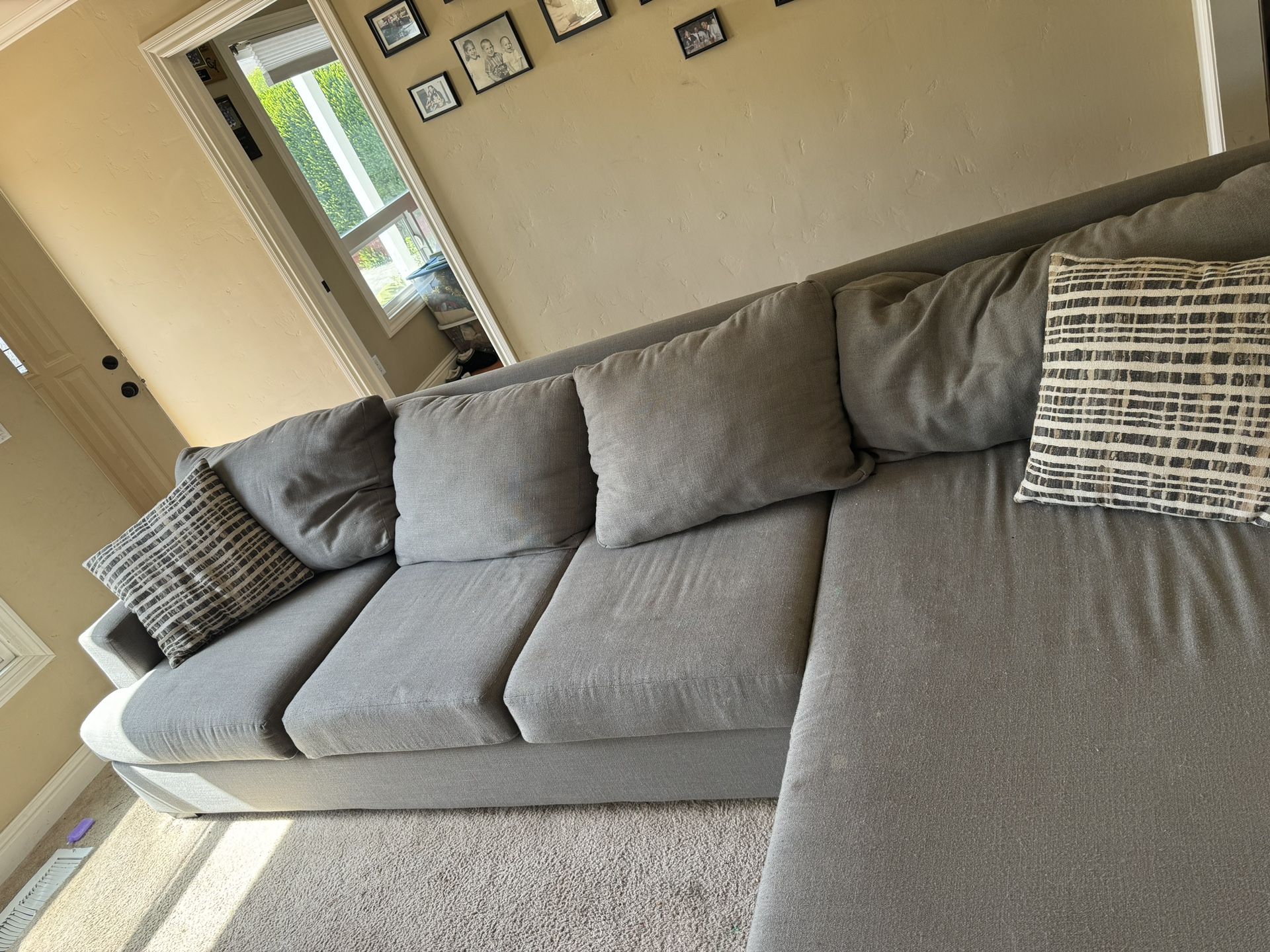 Couch Gray