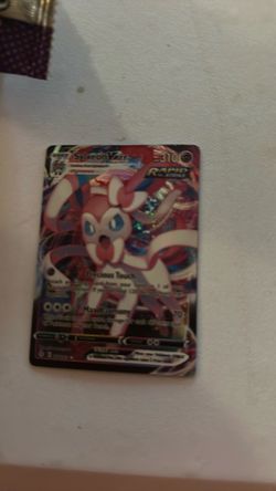 Sylveon VMAX