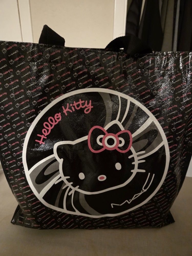 MAC Hello Kitty 2009 Sanrio Bag/Shopping Tote