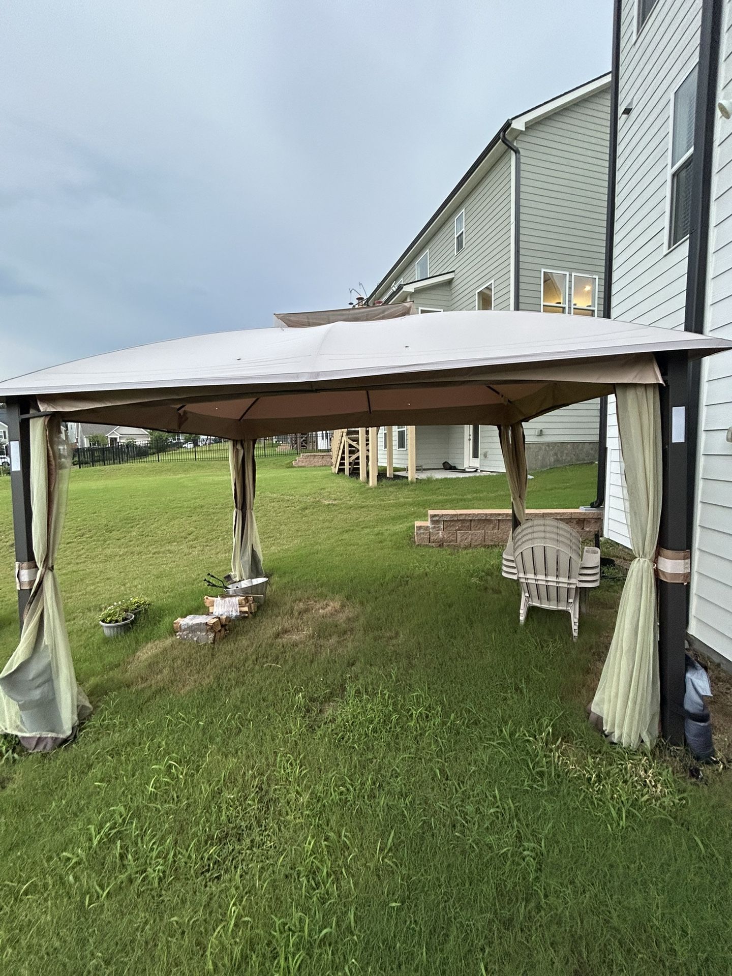 12x12 Gazebo. Speaker And Lights. (MUST SELL BY WEDNESDAY)‼️