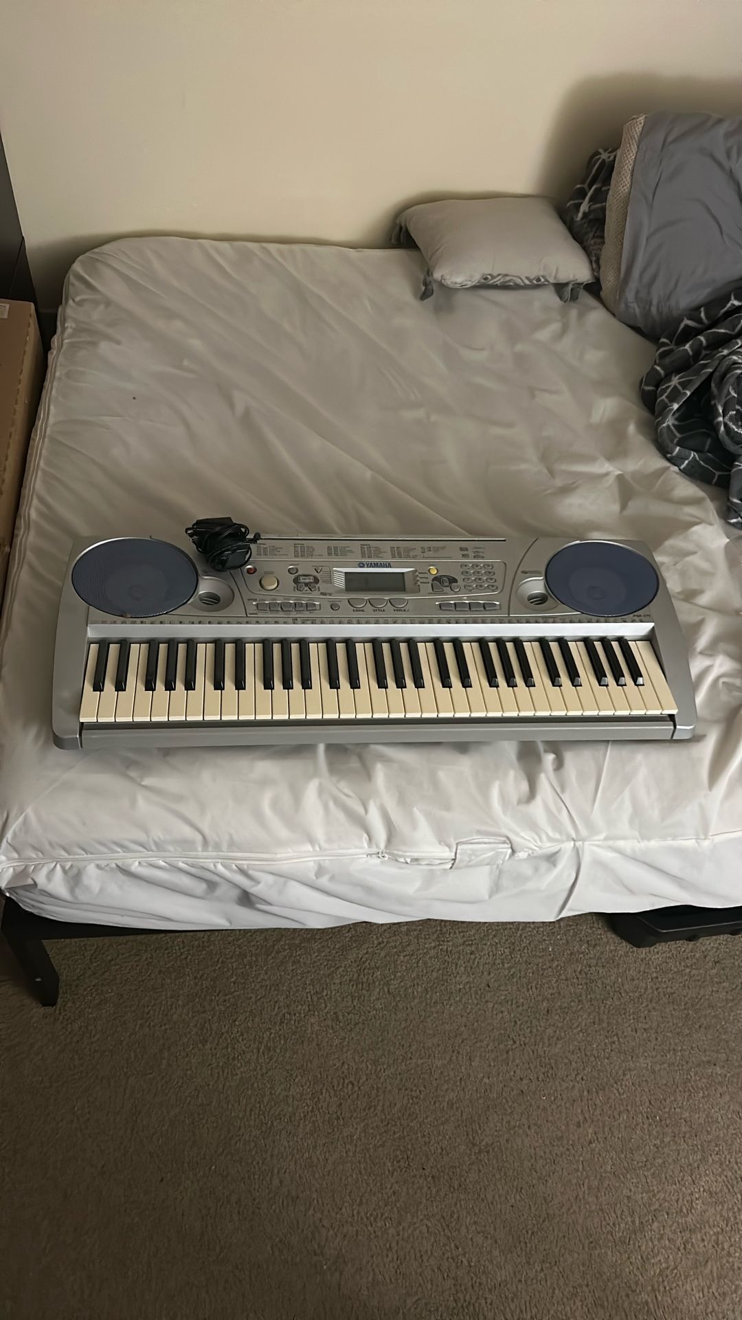 Yamaha PSR-275