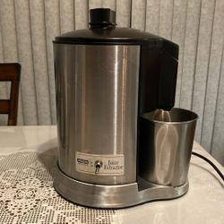 Juice Extractor 32 oz.