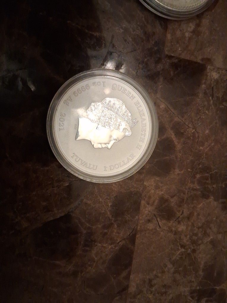 Wolverine Does Queem Elizabeth! Coin