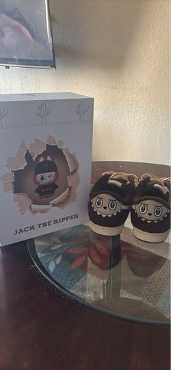 Jack the Ripper X Labubu size 13 with Box