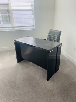 Desk And Credenza  Thumbnail