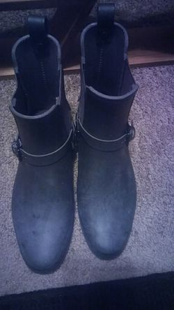 Rain boot size 10