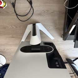 Alienware Gaming Monitor - White - Stand Included