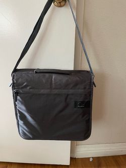 Nice bag got lunch wather , juice etc