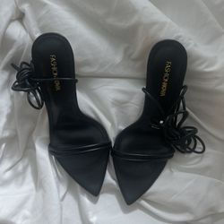 Black Heel Wrap Up Calf 