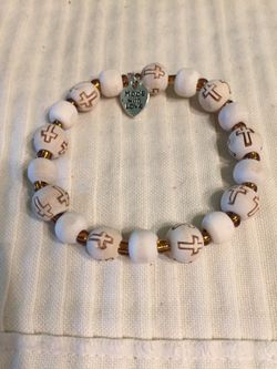 Handmade Stretch Bracelet with Wooden Beads with Crosses on them (66)