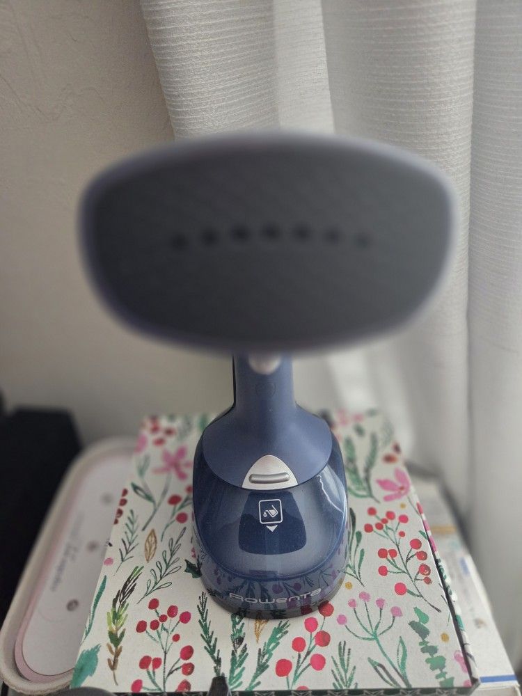 Rowenta Performance Handheld Steamer