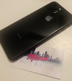 iPhone 8 Plus 64gb unlocked for any carrier