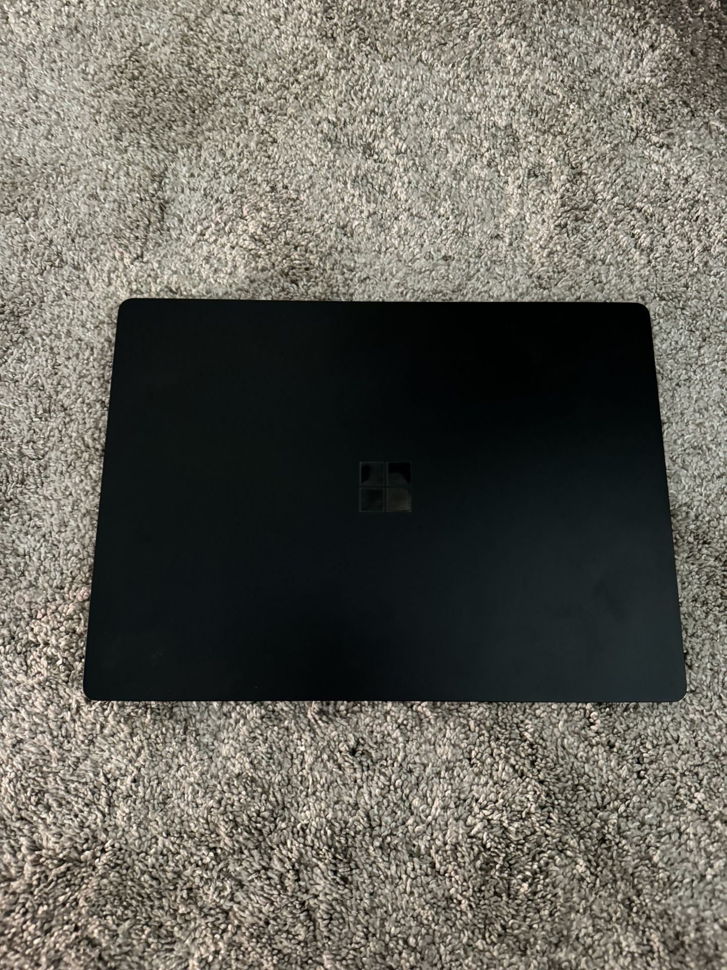Surface Laptop 2 Bundle 