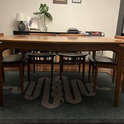 Pending pickup: Mid century modern dining table and chairs by Lane