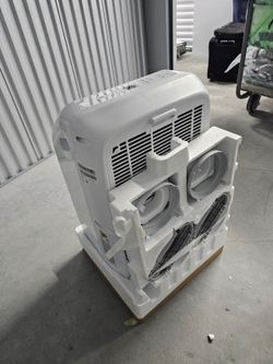 Aire Acondicionado Portátil Hisense 8,000 BTU Dual Hose + Calefacción ¡NUEVO EN CAJA!