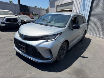 2025 toyota sienna XSE