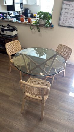 Round Glass Top Dining Table with 3 Rattan Chairs