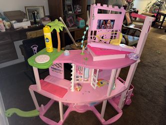 BARBIE DREAM PLAYHOUSE $70.00