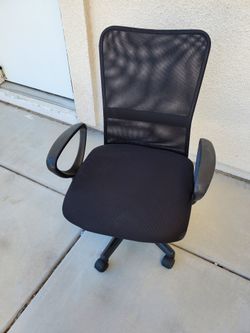 Rolling Office/Conference Executive Mesh Back Chairs
