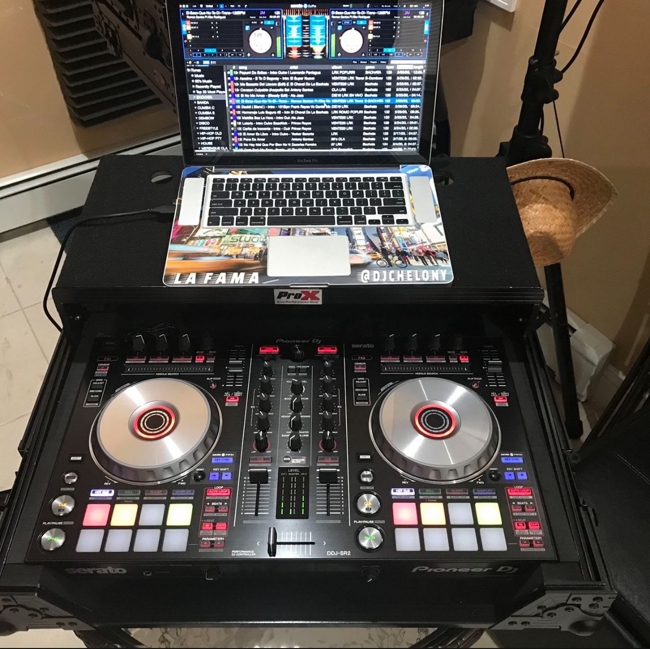 Pioneer DDJ XR2 & Case New Condition