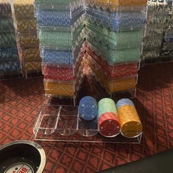 1046 Poker Chips In Like New Condition.  $80 Cash Only. No Shipping Or Delivery 