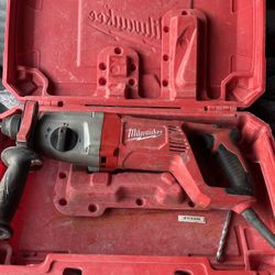 Milwaukee rotary hammer 