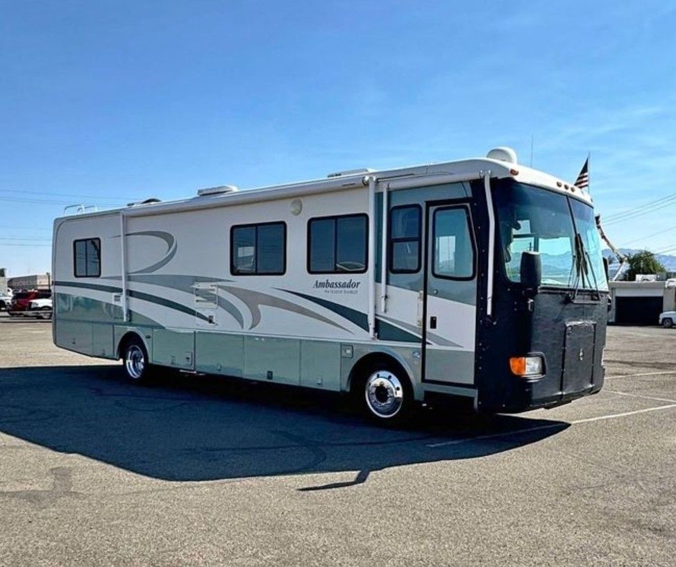 2000 Holiday Rambler Ambassador
