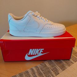 Nike Court Vision Low Triple White