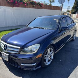 Mercedes Benz C(contact info removed)